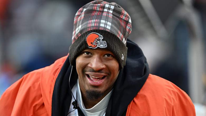 Former Browns quarterback Jameis Winston has signed with the Giants.
